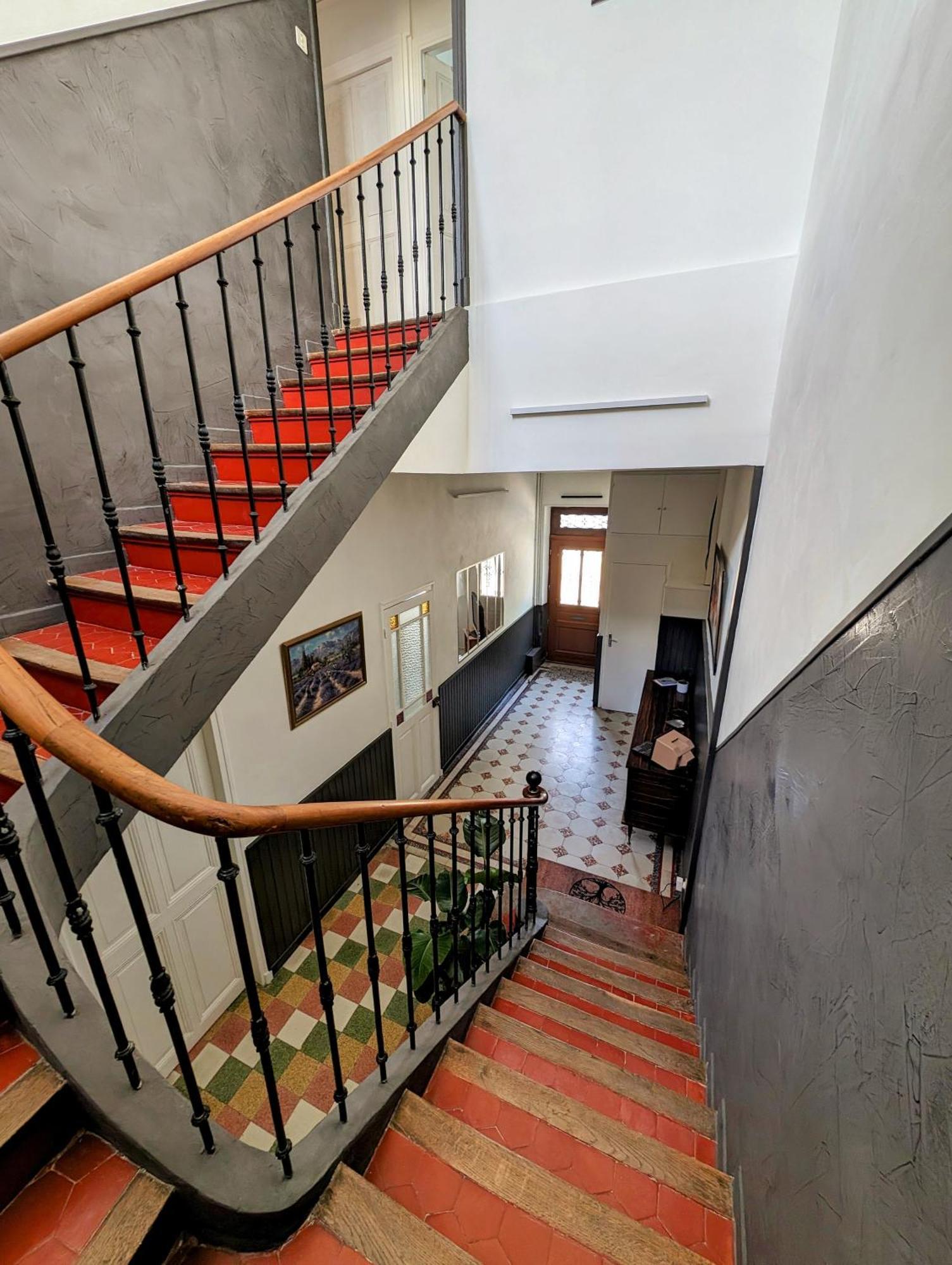 Maison De Style Tout Confort, Position Ideale, Avec Clim Et Petit Exterieur Orange  Bagian luar foto